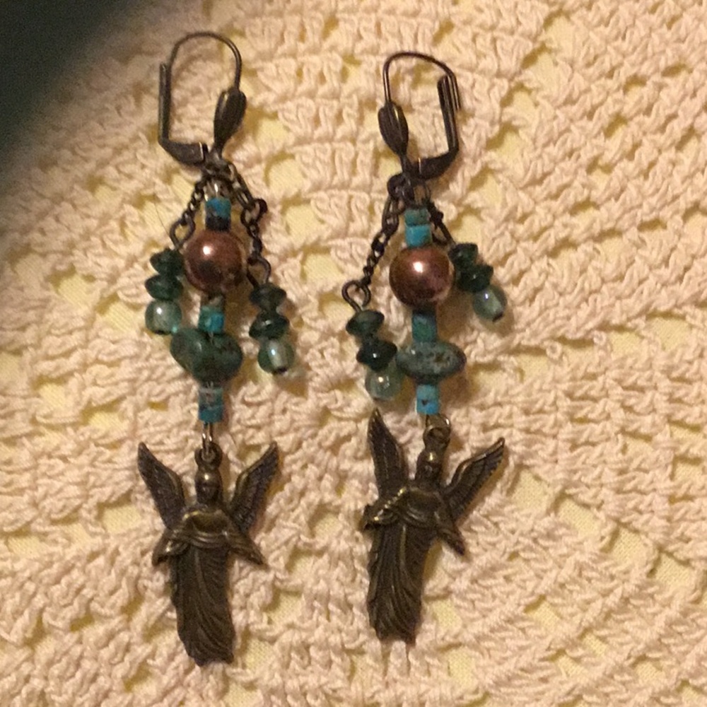 Grace by MariaAlicia Angel earring